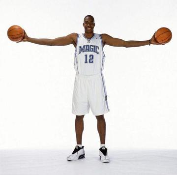 NBA要求各队提供球员确切身高杜兰特(加内特身高体重)